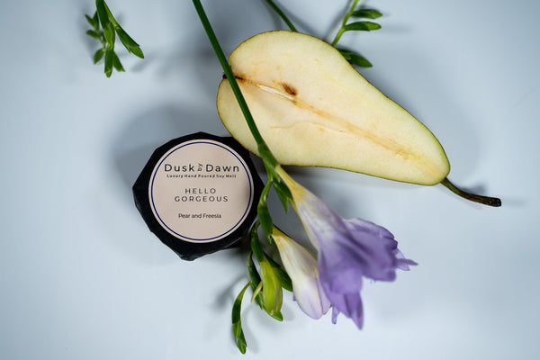 Hello Gorgeous - Pear & Freesia Soy Wax Melt - Dusk by Dawn